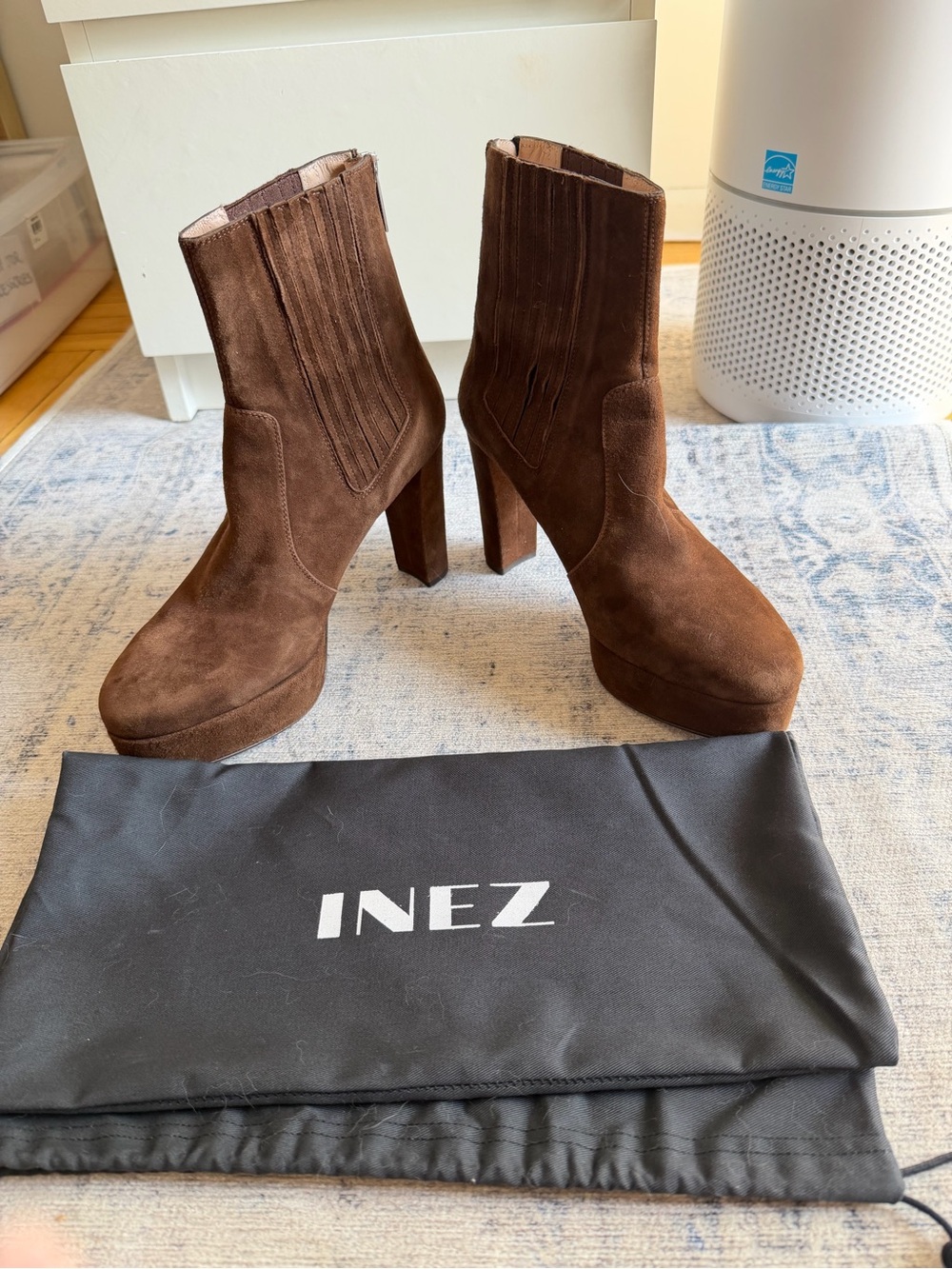 INEZ Pilar Brown Suede Platform High-Heel Ankle Boots - like new